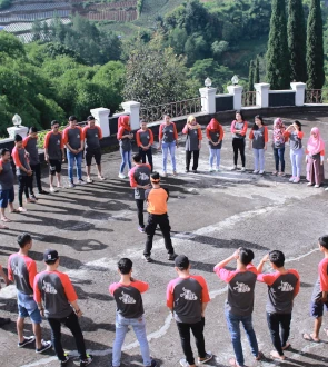 Fullboard Gathering and Outbound